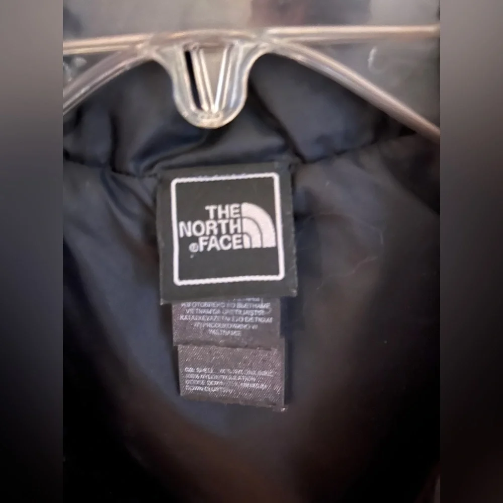 Northface Black Vest style AZPM like new ! - Picture 5 of 7